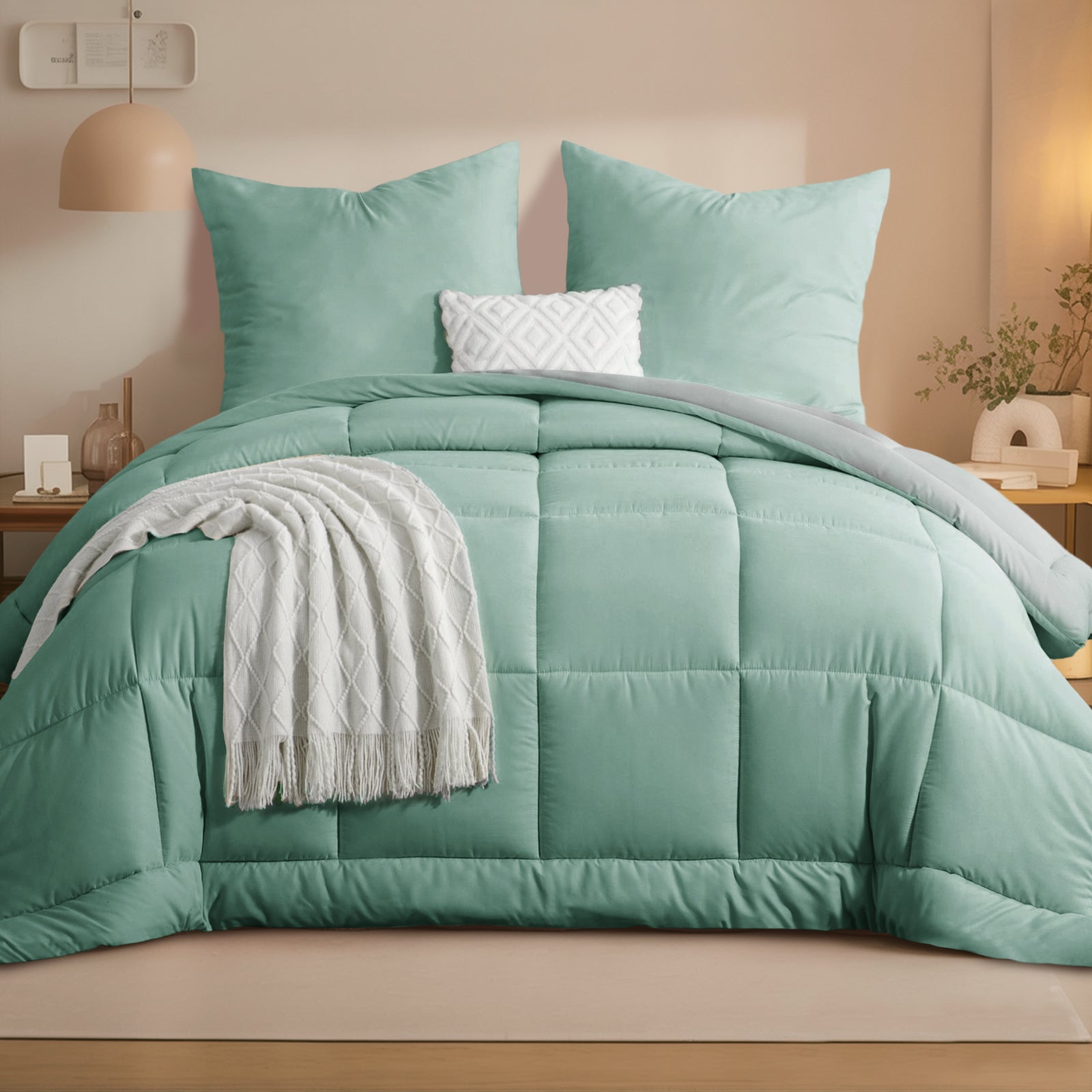 Two-Tone Brushed Bread Grid Comforter & Sham Set