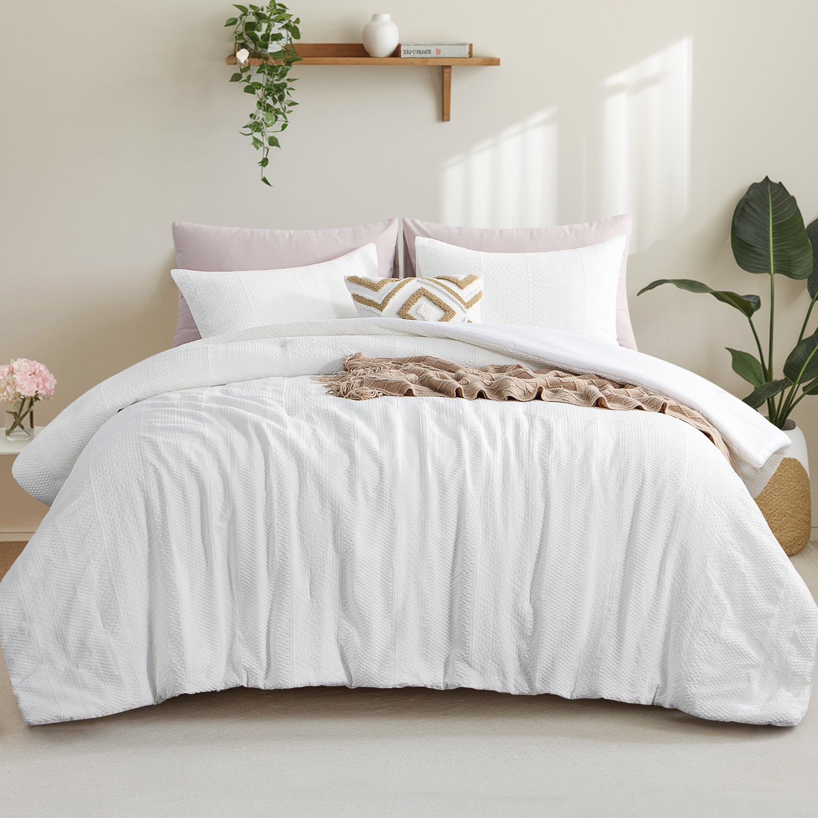 Aisbo Modern 2-Piece Diamond Patterned Comforter Set, Twin Size