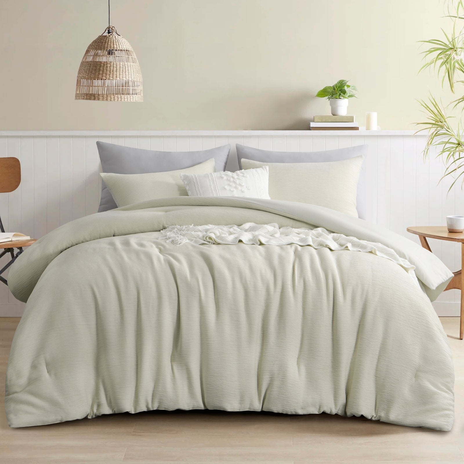 Aisbo Seersucker Comforter Set, Soft Textured Bedding Set with 1 Pillow Sham, Breathable All-Season Quilt for Guest Room